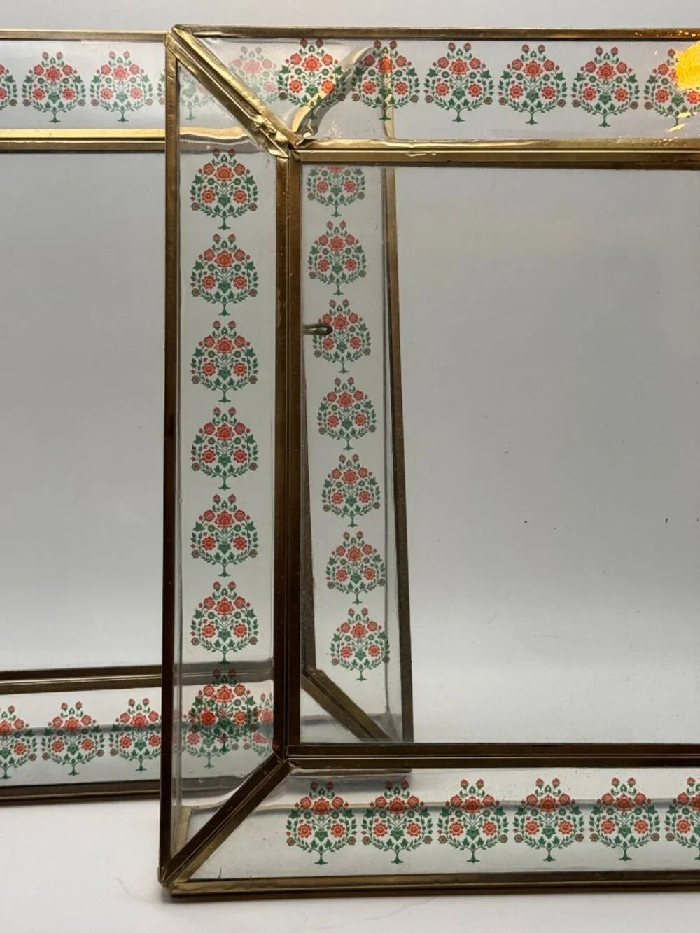 Brass Metal Tabletop Frame Set Made in India